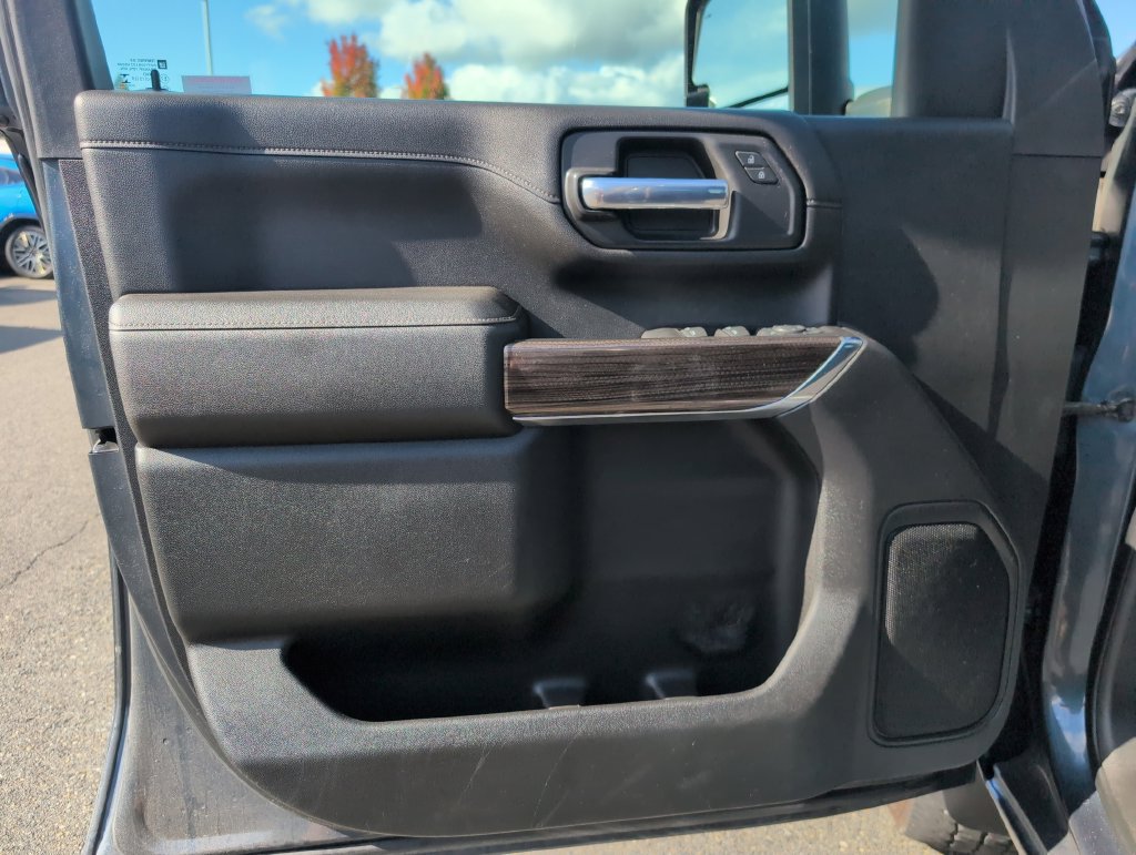 Used 2020 Chevrolet Silverado 3500 LT w/ All Star Edition AWD/4WD image 17