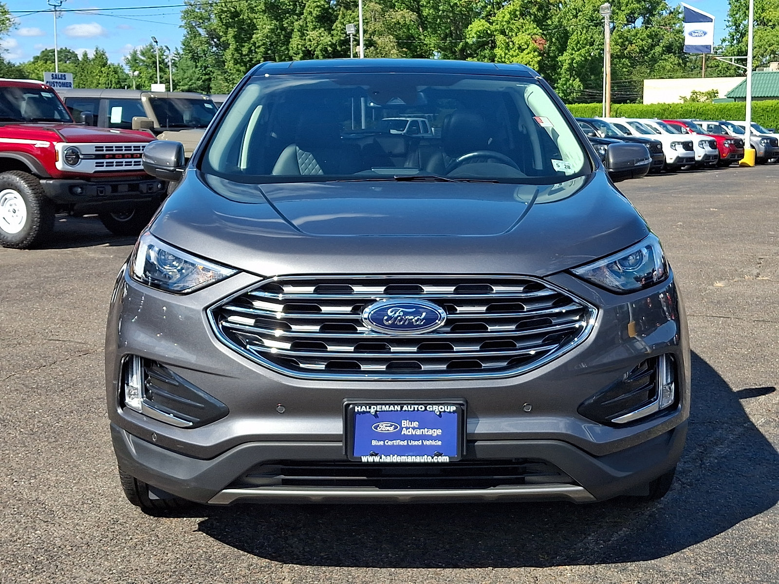 Certified 2023 Ford Edge Titanium AWD/4WD image 2