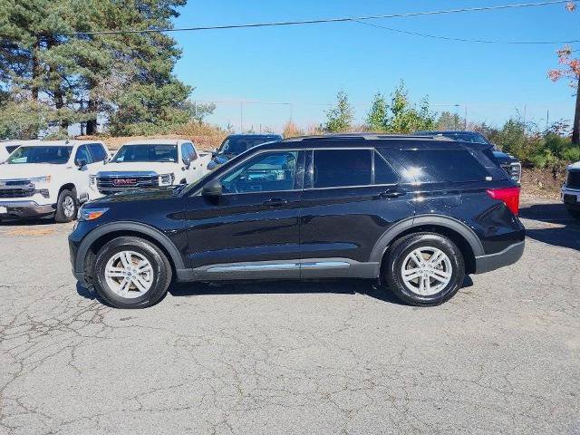 Certified 2023 Ford Explorer XLT RWD image 5