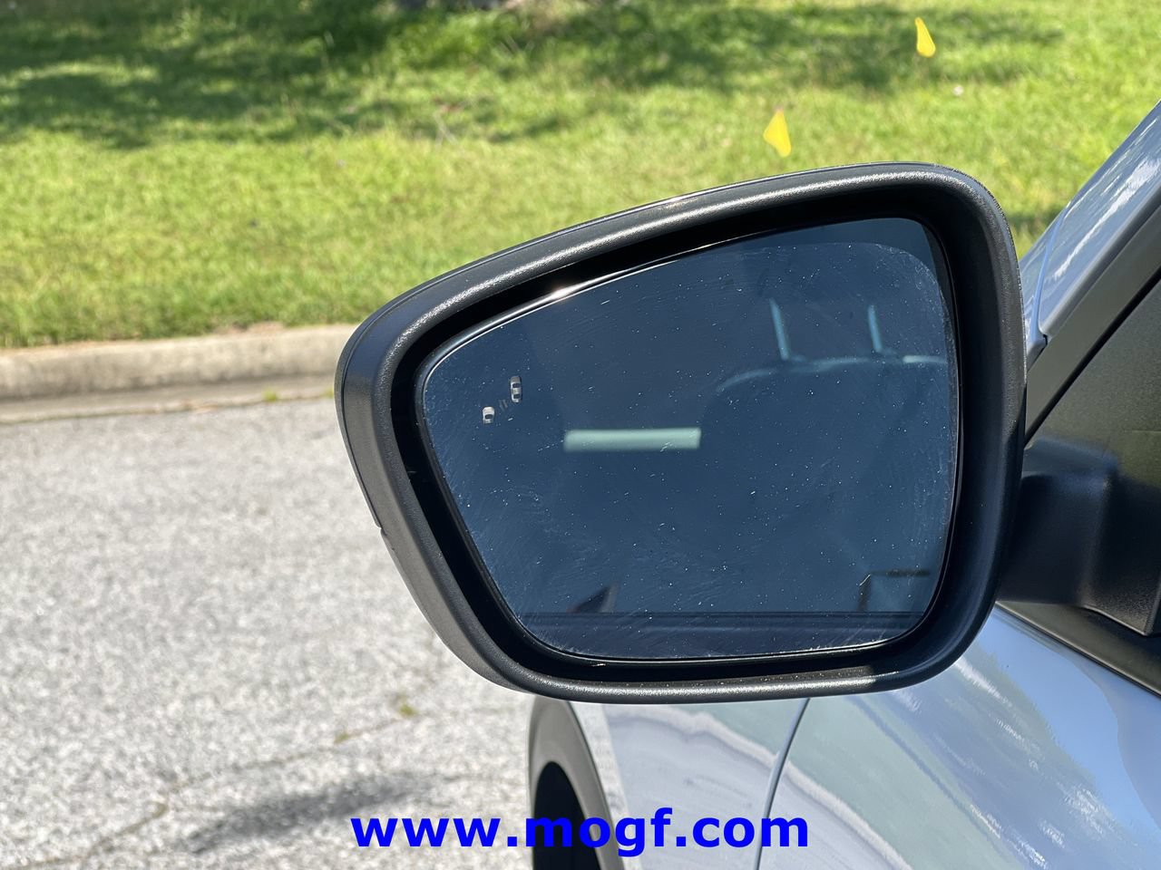 Certified 2025 Ford Escape ST-Line FWD image 28