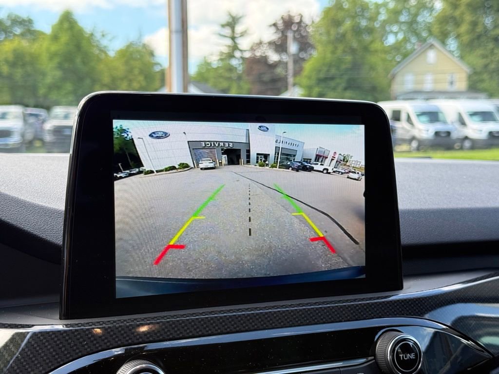 Certified 2025 Ford Escape ST-Line Select AWD/4WD image 16