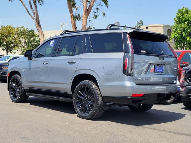 Used 2023 Cadillac Escalade Premium Luxury image 2