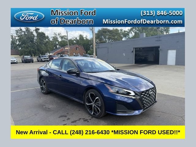 Used 2024 Nissan Altima 2.5 SR