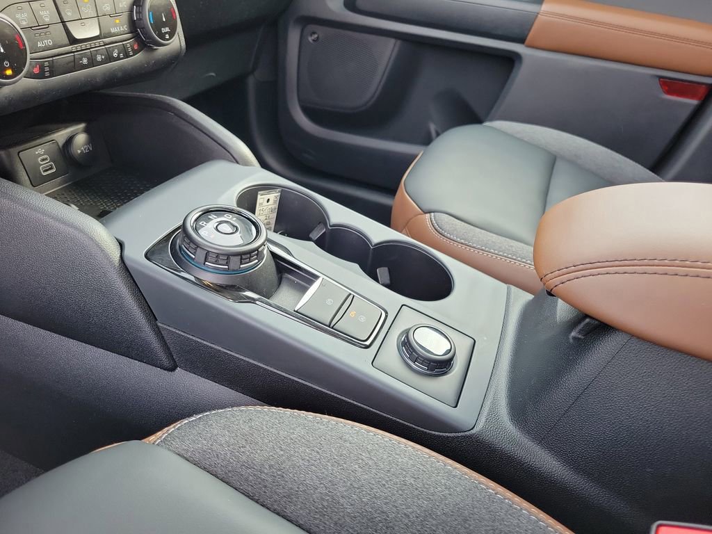 Certified 2024 Ford Bronco Sport Outer Banks w/ Tech Package image 29