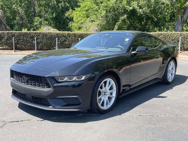 Certified 2024 Ford Mustang Coupe RWD image 3