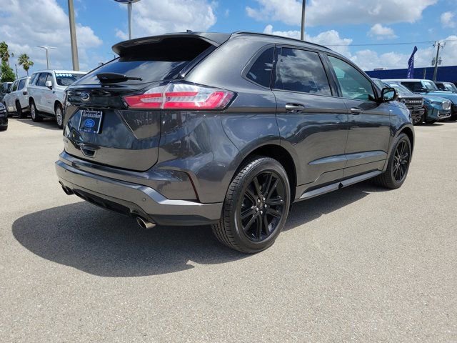 Certified 2020 Ford Edge ST-Line image 6