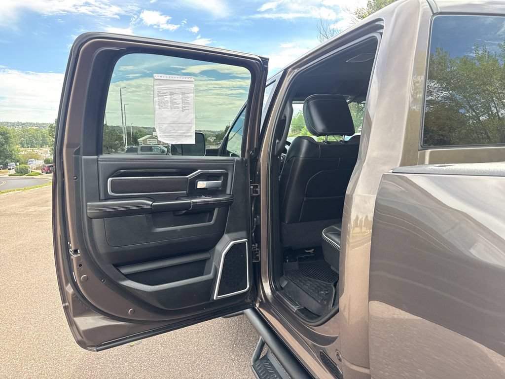 Used 2020 RAM 3500 Laramie AWD/4WD image 19