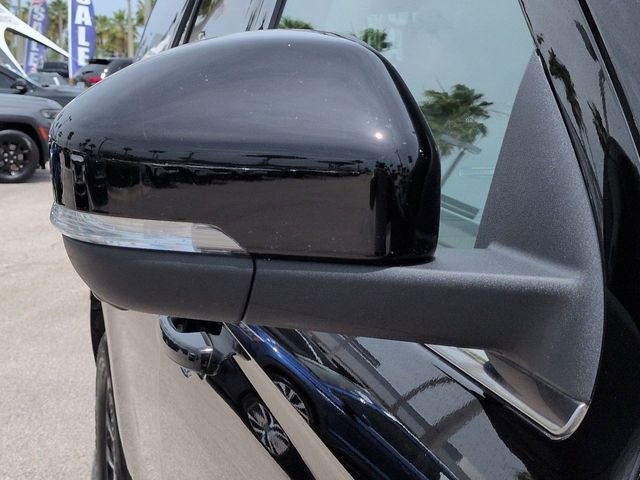 Certified 2025 Ford Expedition Platinum AWD/4WD image 12