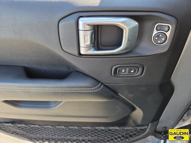 Used 2021 Jeep Wrangler Unlimited Sahara AWD/4WD image 18