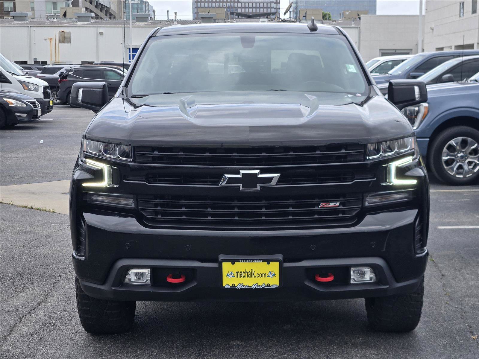 Used 2022 Chevrolet Silverado 1500 LT Trail Boss w/ Convenience Package II AWD/4WD image 2