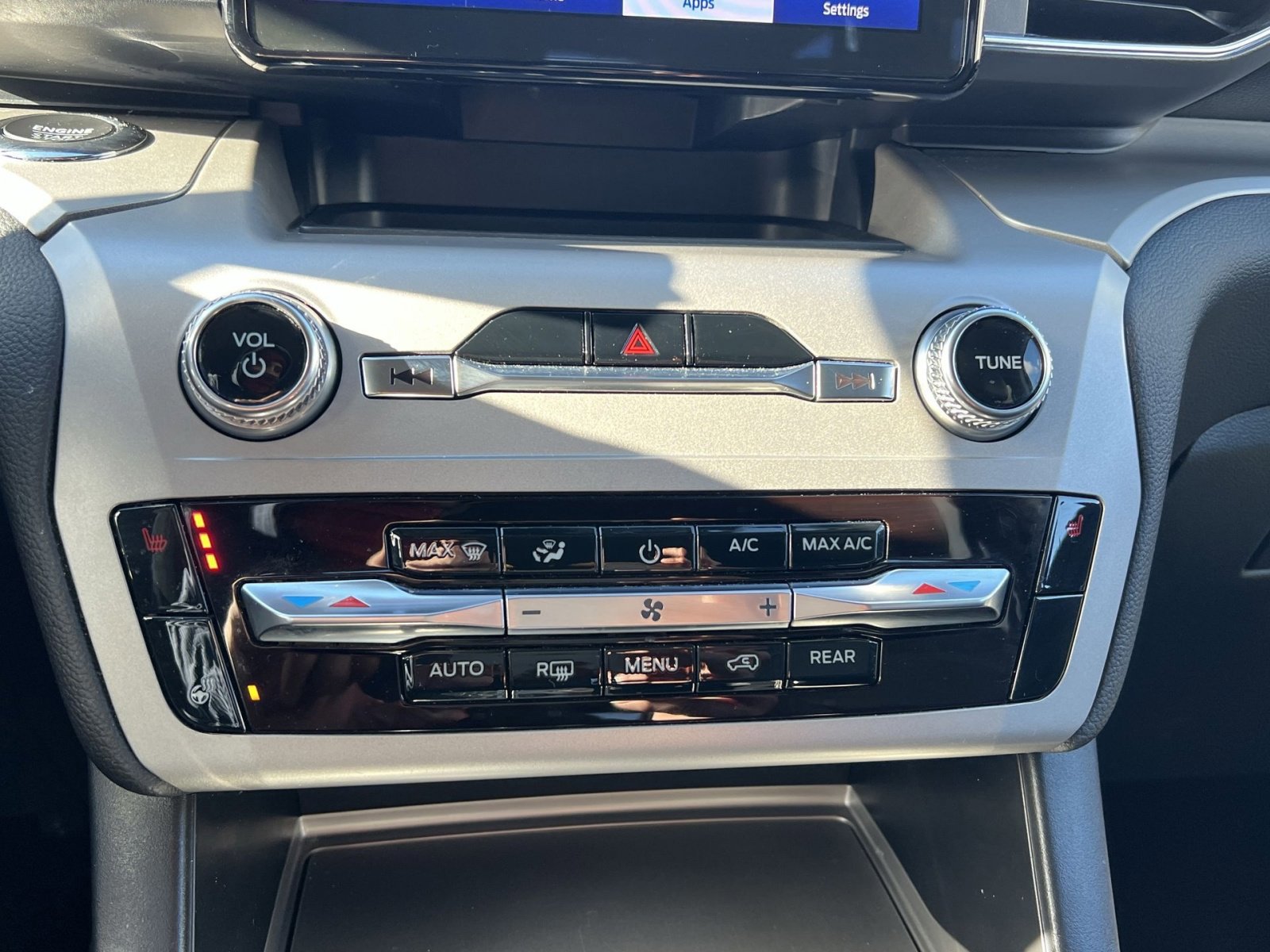 Certified 2022 Ford Explorer XLT w/ Equipment Group 202A image 20