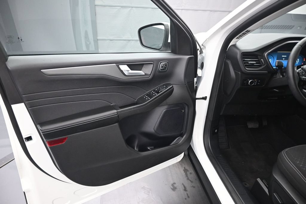 Certified 2023 Ford Escape Active w/ Tech Pack #2 FWD image 14