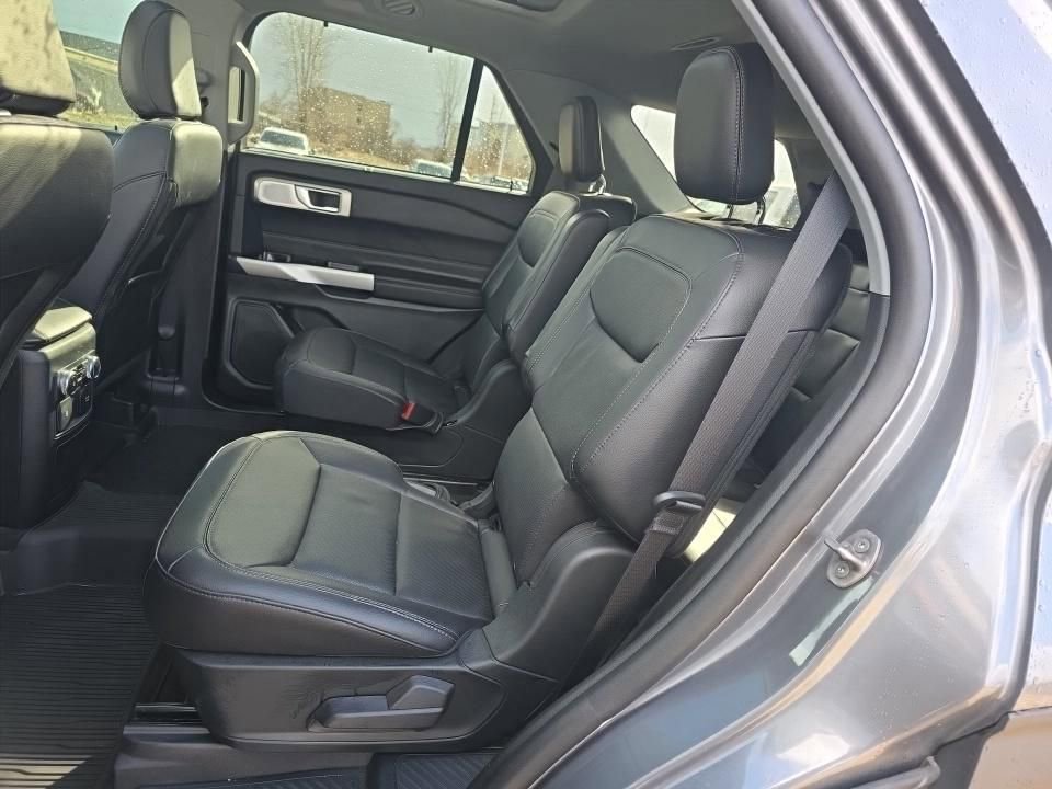 Certified 2023 Ford Explorer Limited w/ Limited Technology Package image 9