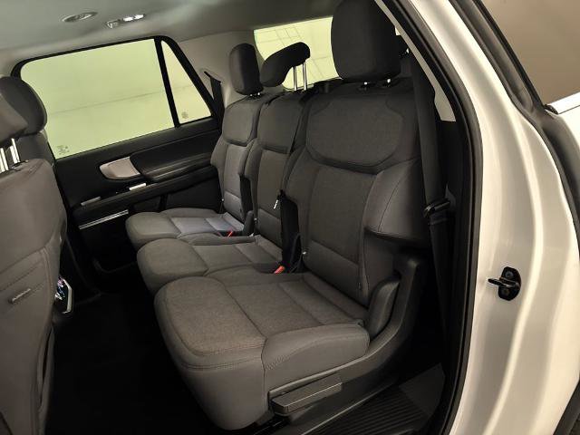 Certified 2025 Ford Expedition Max Active image 31