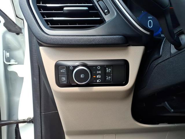 Certified 2022 Ford Escape SEL w/ Technology Package FWD image 13
