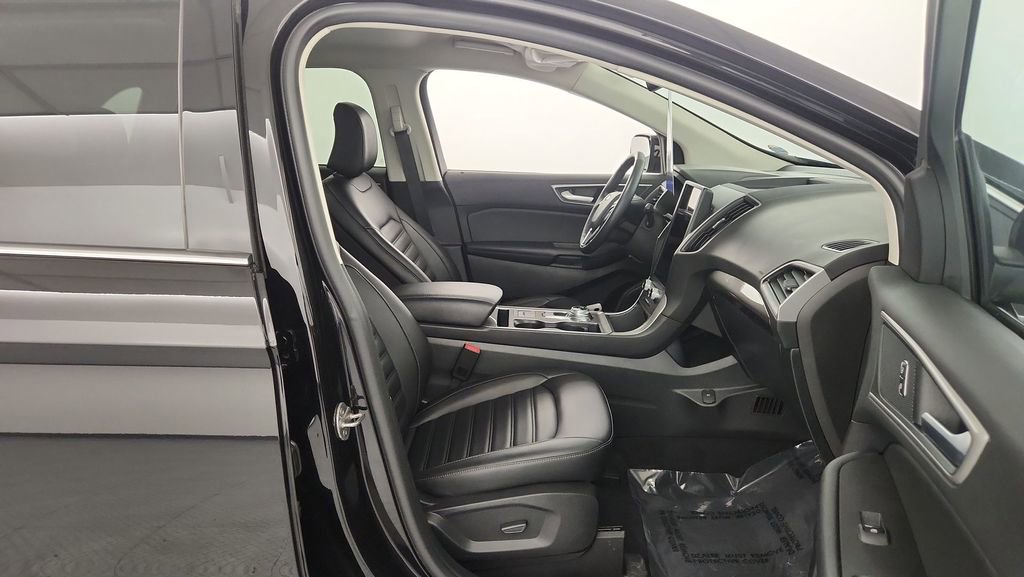 Certified 2024 Ford Edge SEL w/ Convenience Package AWD/4WD image 27