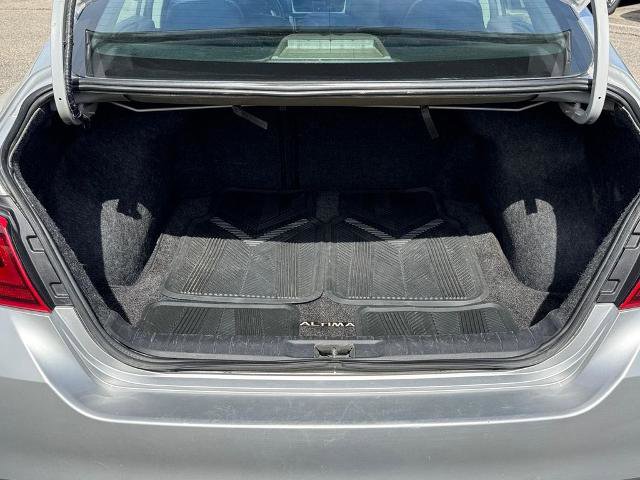 Used 2017 Nissan Altima 3.5 SR FWD image 6