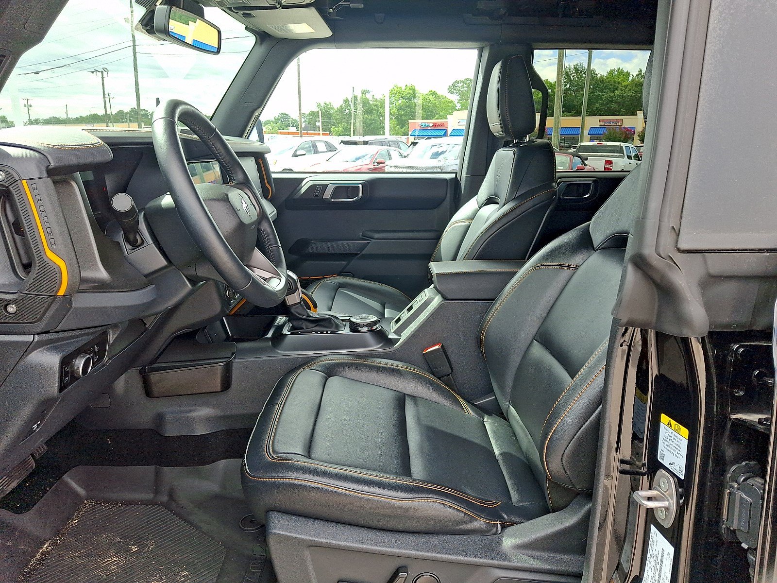 Certified 2024 Ford Bronco Badlands AWD/4WD image 12