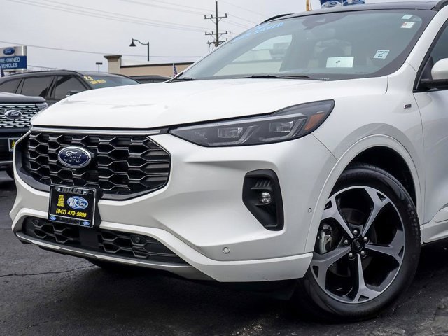 Certified 2024 Ford Escape ST-Line Elite w/ Premium Technology Package image 2