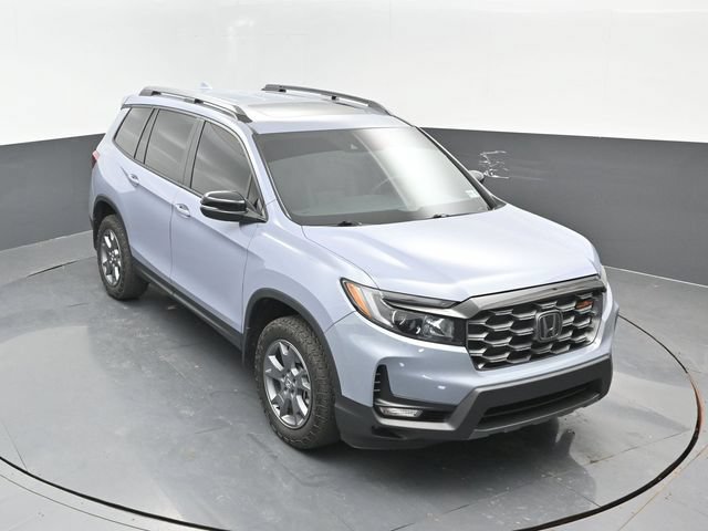 Used 2025 Honda Passport TrailSport image 19