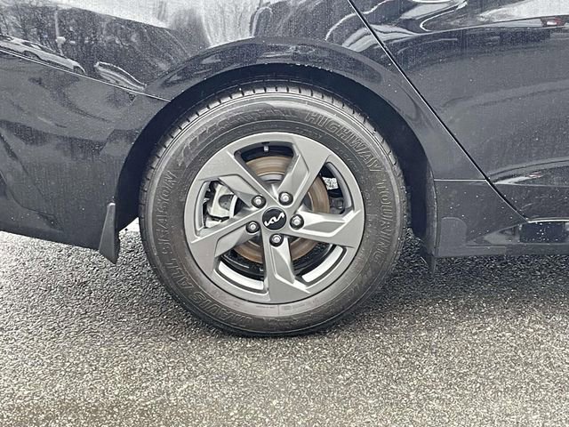 Used 2023 Kia K5 LXS image 7