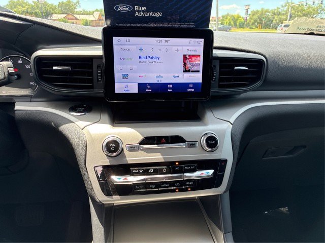 Certified 2023 Ford Explorer XLT AWD/4WD image 12