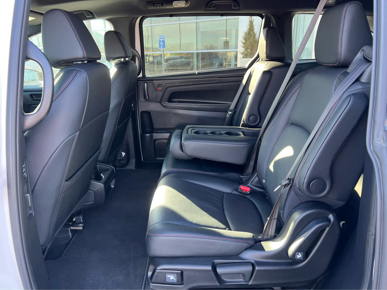 Used 2025 Honda Odyssey Sport-L image 24