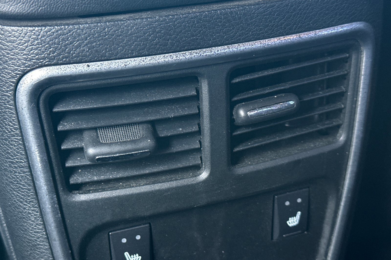 Used 2019 Chrysler 300 Limited image 13