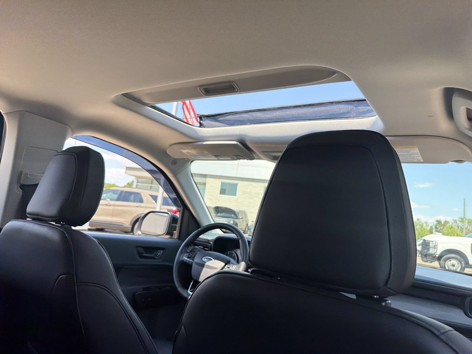 Certified 2023 Ford Maverick Lariat w/ Lariat Luxury Package FWD image 24