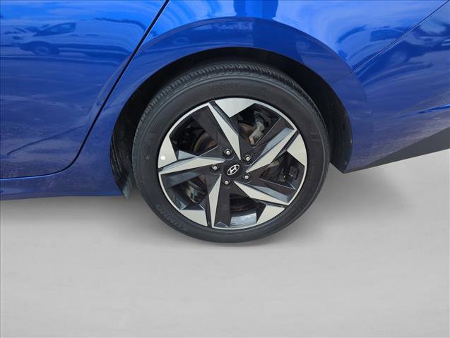 Used 2023 Hyundai Elantra SEL w/ Convenience Package FWD image 29