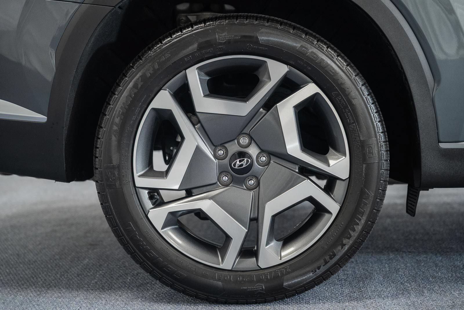 Used 2023 Hyundai Palisade Limited FWD image 18