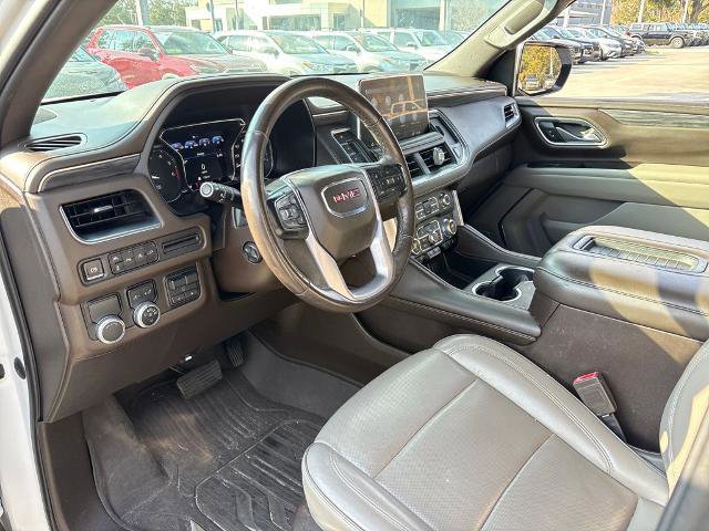 Used 2021 GMC Yukon XL SLT w/ SLT Luxury Plus Package image 7