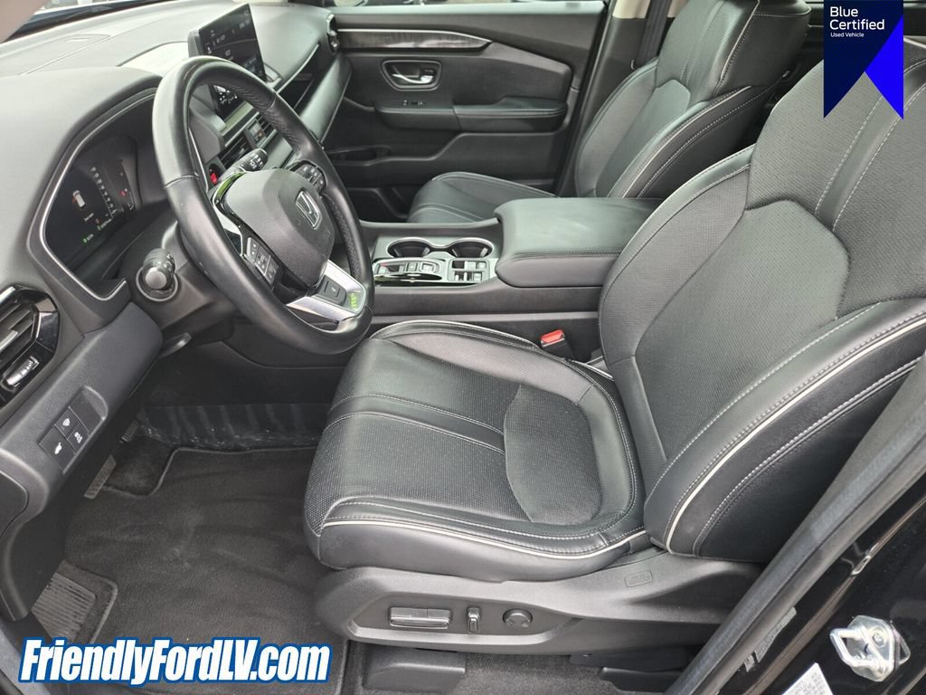 Used 2025 Honda Pilot Elite image 10
