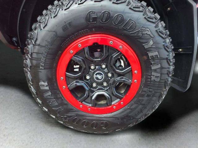 Certified 2023 Ford Bronco Badlands w/ Sasquatch Package AWD/4WD image 31