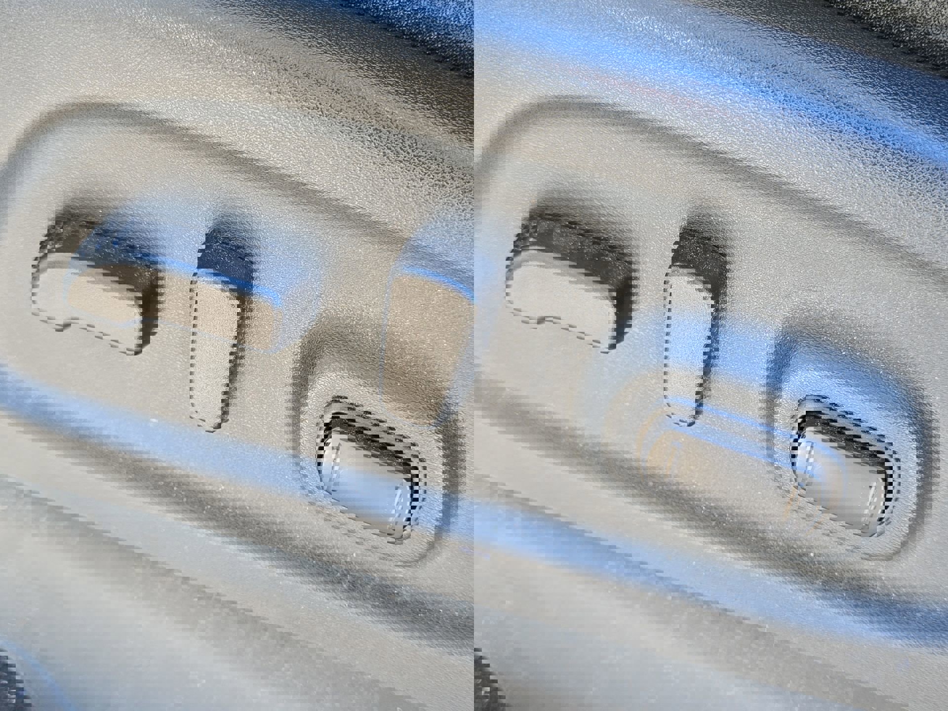 Used 2017 Nissan Titan SV image 12