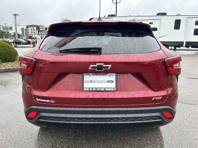 Used 2025 Chevrolet Trax RS w/ Driver Confidence Package FWD image 5