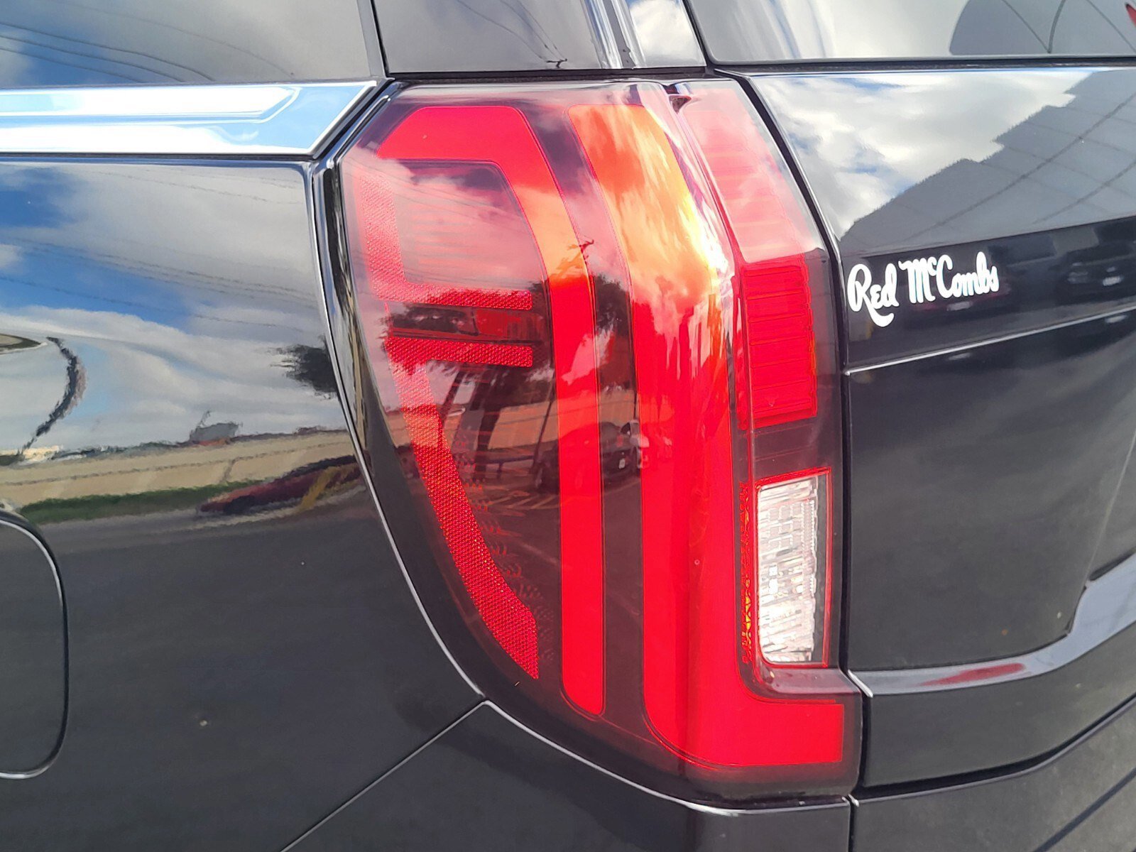 Certified 2025 Ford Expedition Active image 10