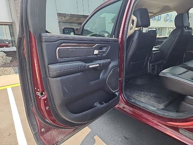 Used 2019 RAM 1500 Laramie AWD/4WD image 18