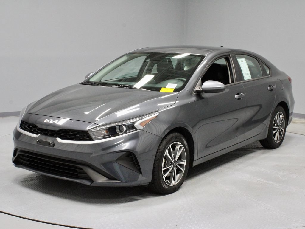 Used 2023 Kia Forte LXS FWD image 6