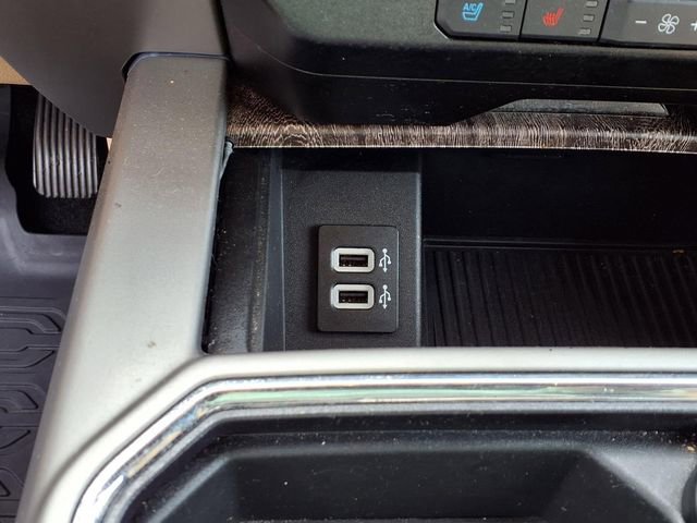 Certified 2019 Ford F250 Lariat w/ Lariat Value Package AWD/4WD image 9