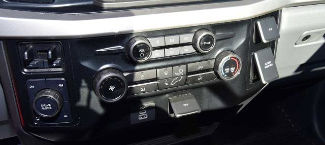 Certified 2024 Ford F250 XL w/ Snow Plow Prep Package image 29