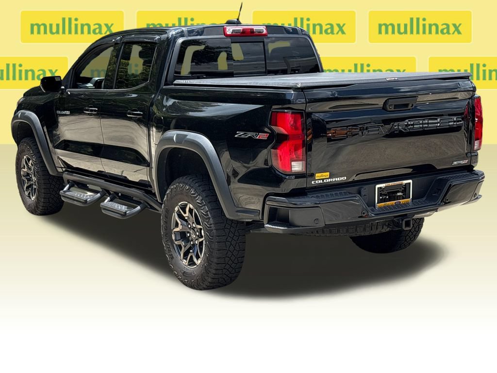 Used 2024 Chevrolet Colorado ZR2 w/ ZR2 Convenience Package III AWD/4WD image 10