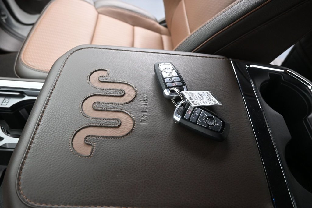 Certified 2025 Ford F250 King Ranch AWD/4WD image 18