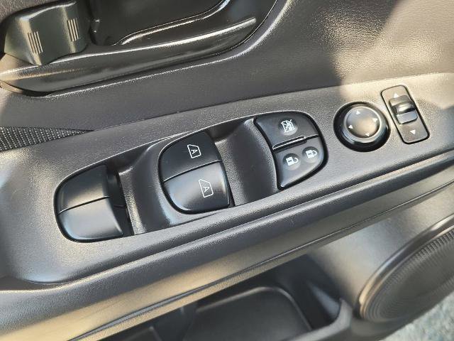 Used 2024 Nissan Kicks S FWD image 18