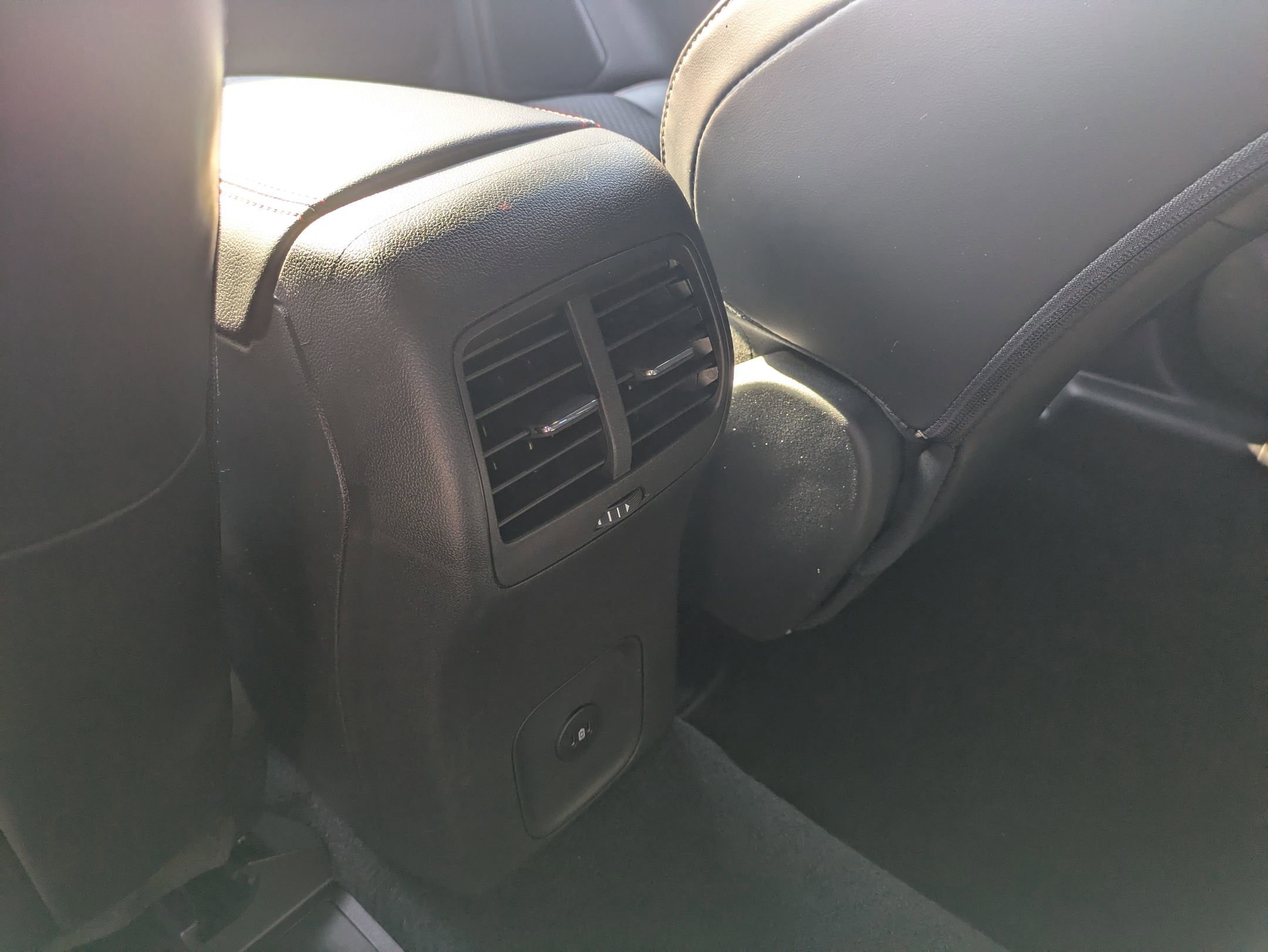 Certified 2025 Ford Escape ST-Line Elite image 28