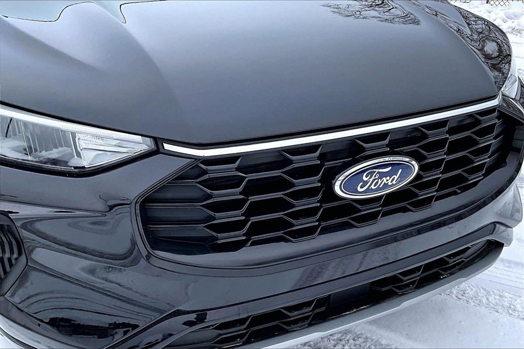 Certified 2023 Ford Escape ST-Line image 30