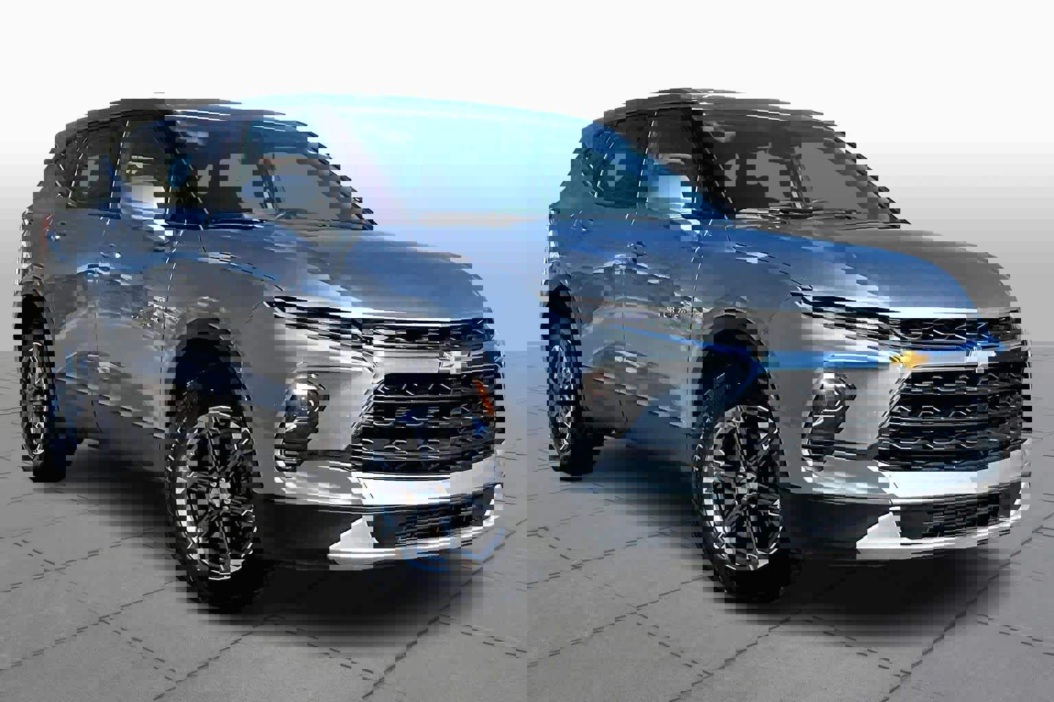 Used 2025 Chevrolet Blazer LT image 5