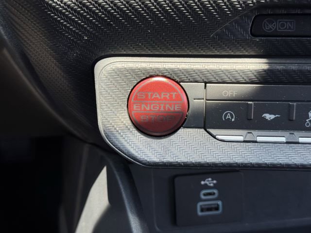 Certified 2025 Ford Mustang Coupe RWD image 21