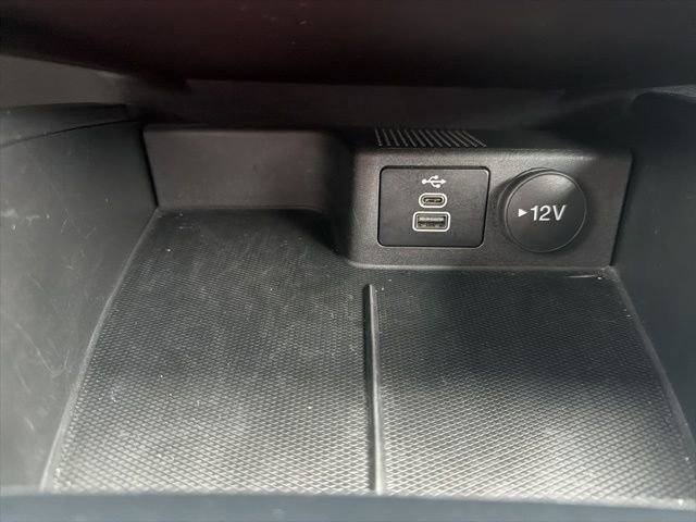 Certified 2025 Ford Escape ST-Line Select image 32