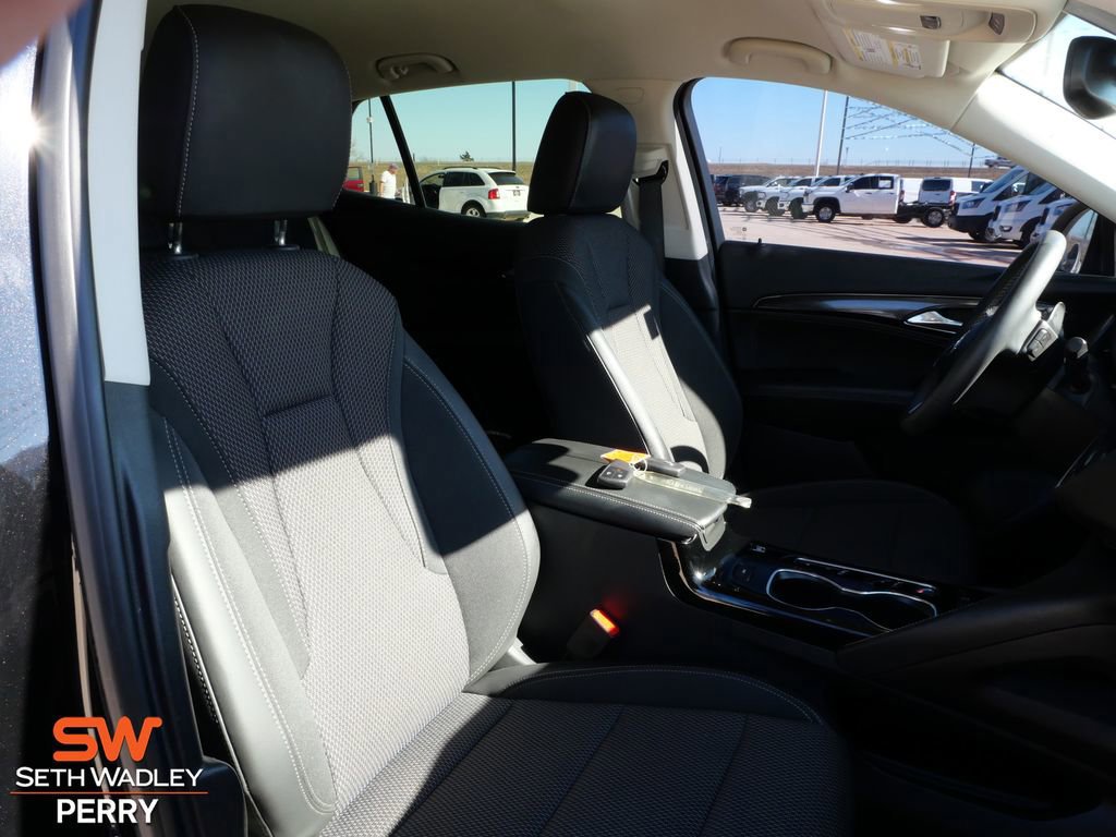 Used 2023 Buick Envision Preferred image 16